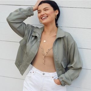 ABERCROMBIE AND FITCH CROPPED UTILITY JACKET